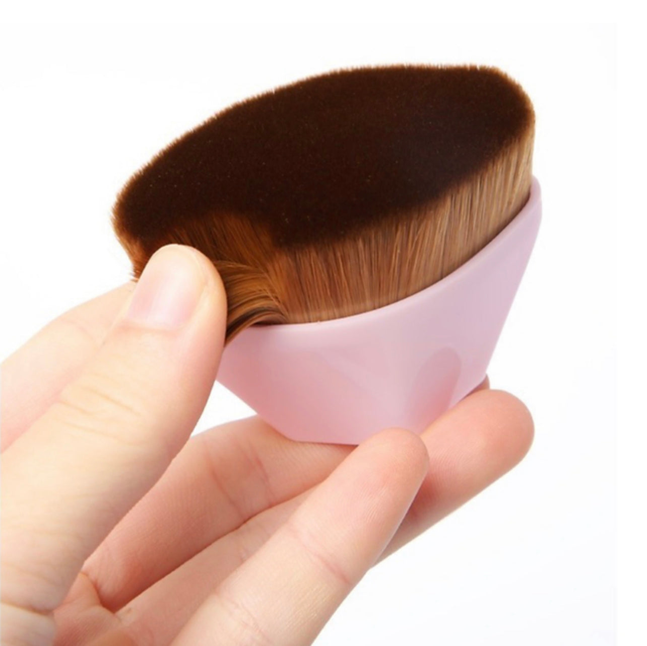 Brocha para maquillaje líquido